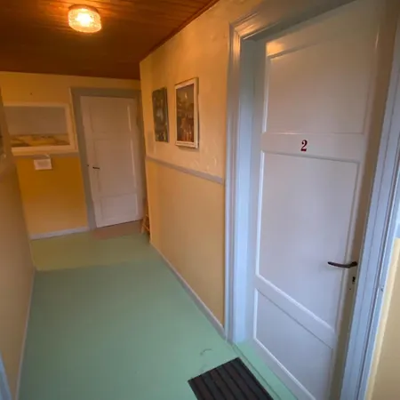 Grubbe Molle, Med Eget Kokken Og Bad לינה וארוחת בוקר