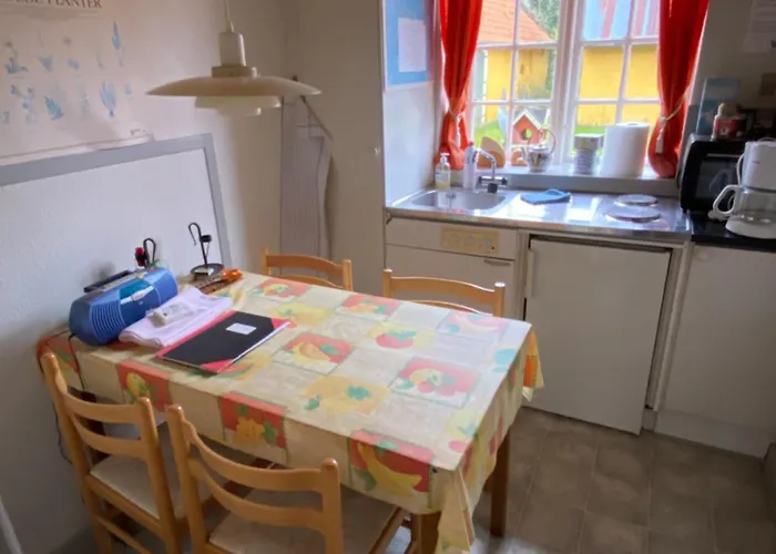 Grubbe Molle, Med Eget Kokken Og Bad 住宿加早餐酒店